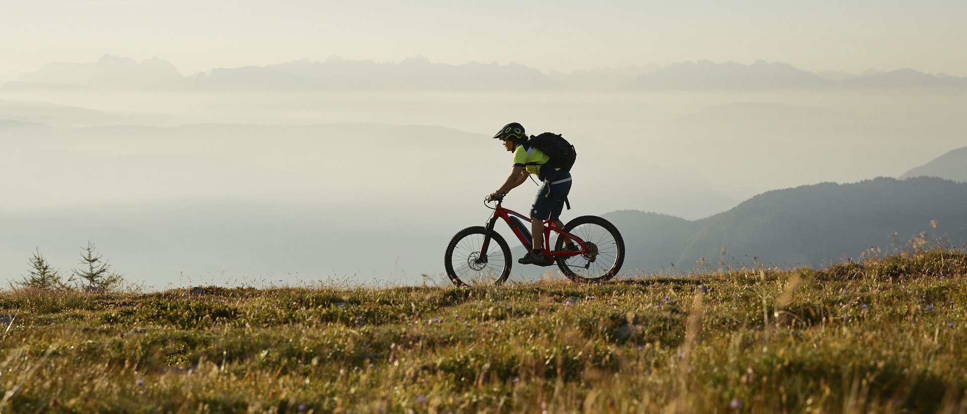 Touren mit dem E-Bike im Pustertal Touren mit dem E-Bike im Pustertal
